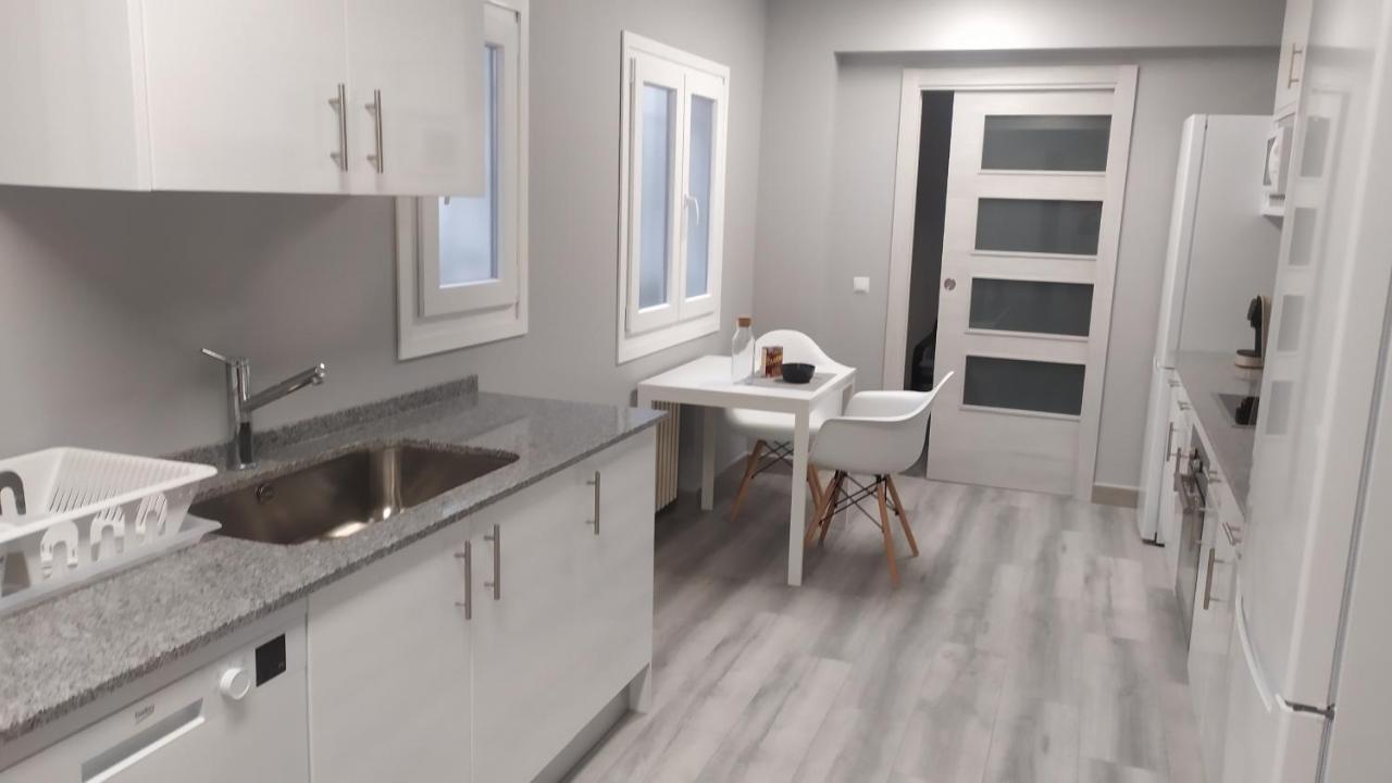 Mirrooms Οβιέδο Εξωτερικό φωτογραφία